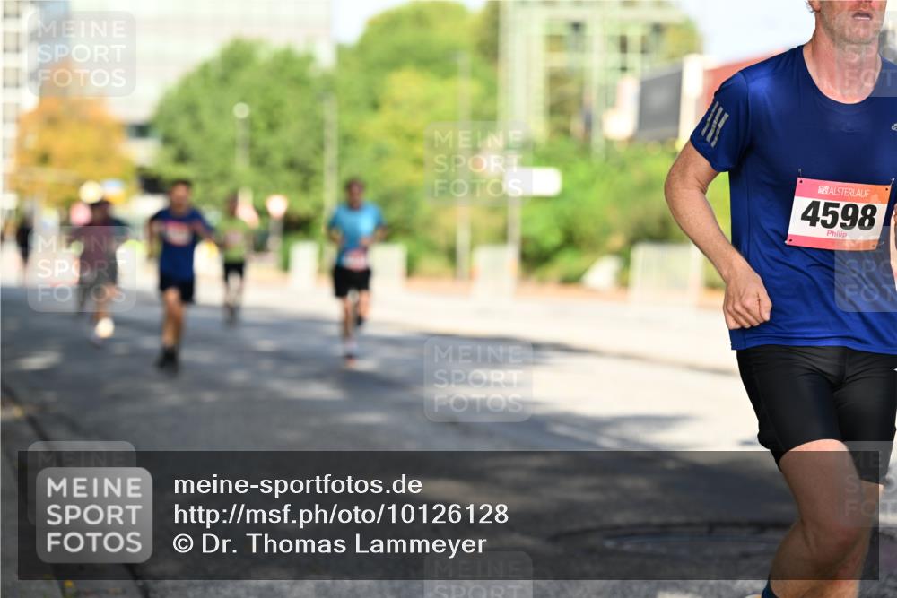 06.09.2026 - CURREX Alsterlauf Dr. Thomas Lammeyer http://msf.ph/oto/10126128 06.09.2026 09:44:34 Laufen 4598 meine-sportfotos.de