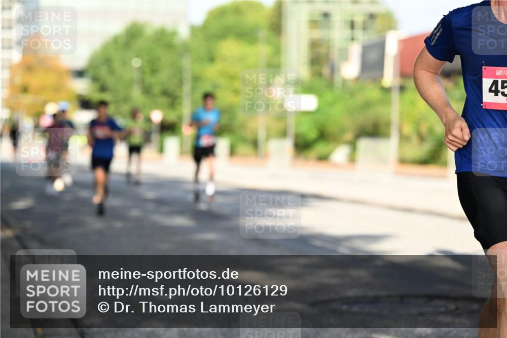 06.09.2026 - CURREX Alsterlauf Dr. Thomas Lammeyer http://msf.ph/oto/10126129 06.09.2026 09:44:34 Laufen 45 meine-sportfotos.de