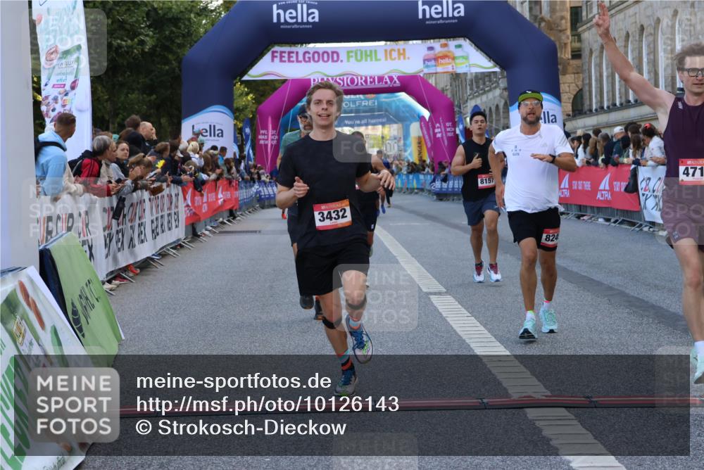 06.09.2026 - CURREX Alsterlauf Strokosch-Dieckow http://msf.ph/oto/10126143 06.09.2026 09:46:46 Ziel 2556, 3432, 3617, 4716, 4877, 4890, 5430, 5544, 8092, 8249 meine-sportfotos.de