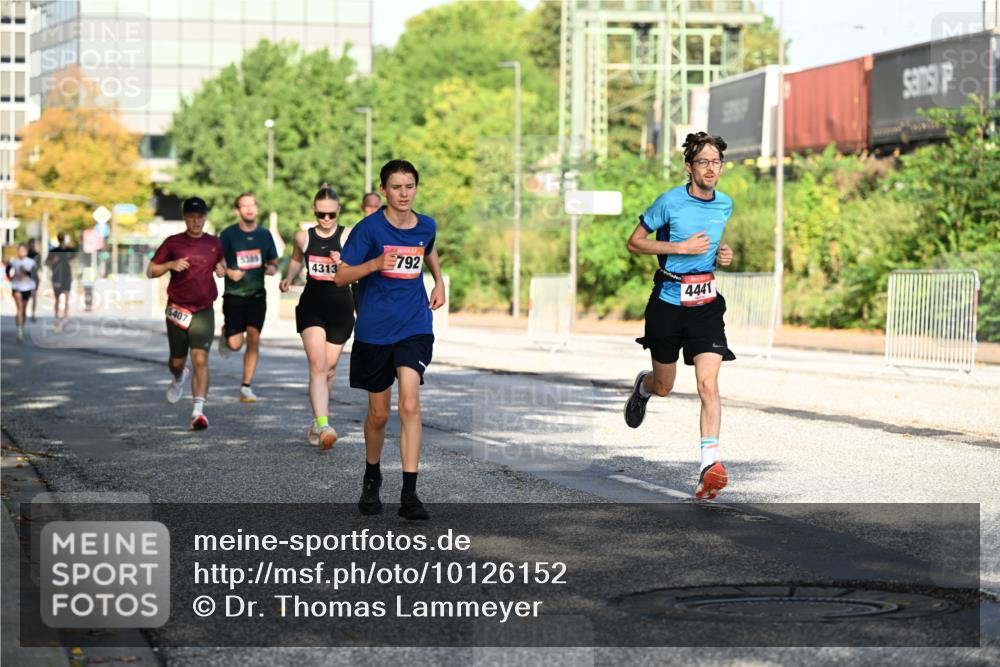 06.09.2026 - CURREX Alsterlauf Dr. Thomas Lammeyer http://msf.ph/oto/10126152 06.09.2026 09:44:36 Laufen 5407, 5349, 4313, 792, 4441 meine-sportfotos.de