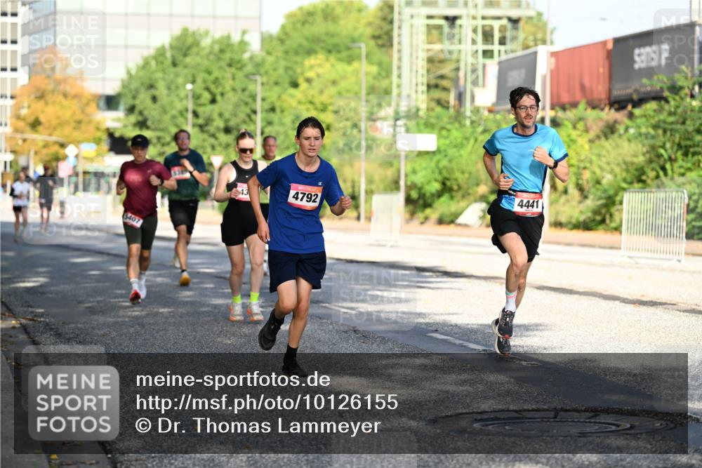 06.09.2026 - CURREX Alsterlauf Dr. Thomas Lammeyer http://msf.ph/oto/10126155 06.09.2026 09:44:37 Laufen 407, 43, 4441, 4792 meine-sportfotos.de