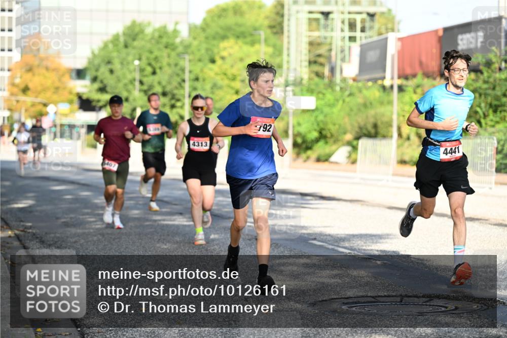 06.09.2026 - CURREX Alsterlauf Dr. Thomas Lammeyer http://msf.ph/oto/10126161 06.09.2026 09:44:37 Laufen 4313, 792, 4441 meine-sportfotos.de