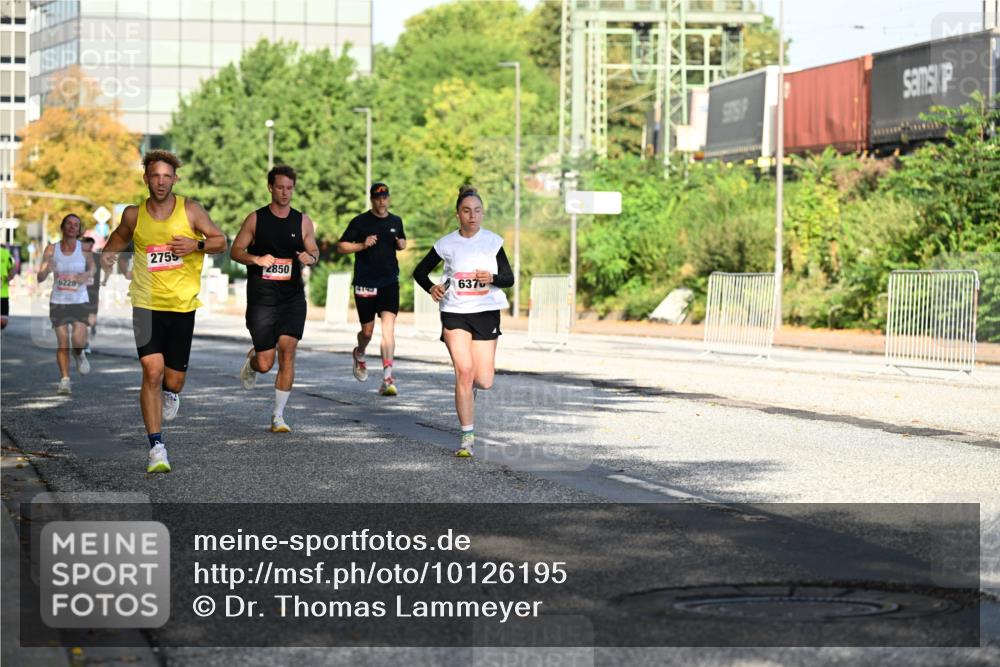 06.09.2026 - CURREX Alsterlauf Dr. Thomas Lammeyer http://msf.ph/oto/10126195 06.09.2026 09:44:46 Laufen 6228, 2759, 2850, 6375 meine-sportfotos.de