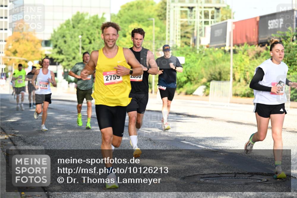 06.09.2026 - CURREX Alsterlauf Dr. Thomas Lammeyer http://msf.ph/oto/10126213 06.09.2026 09:44:48 Laufen 6228, 2759, 2630 meine-sportfotos.de