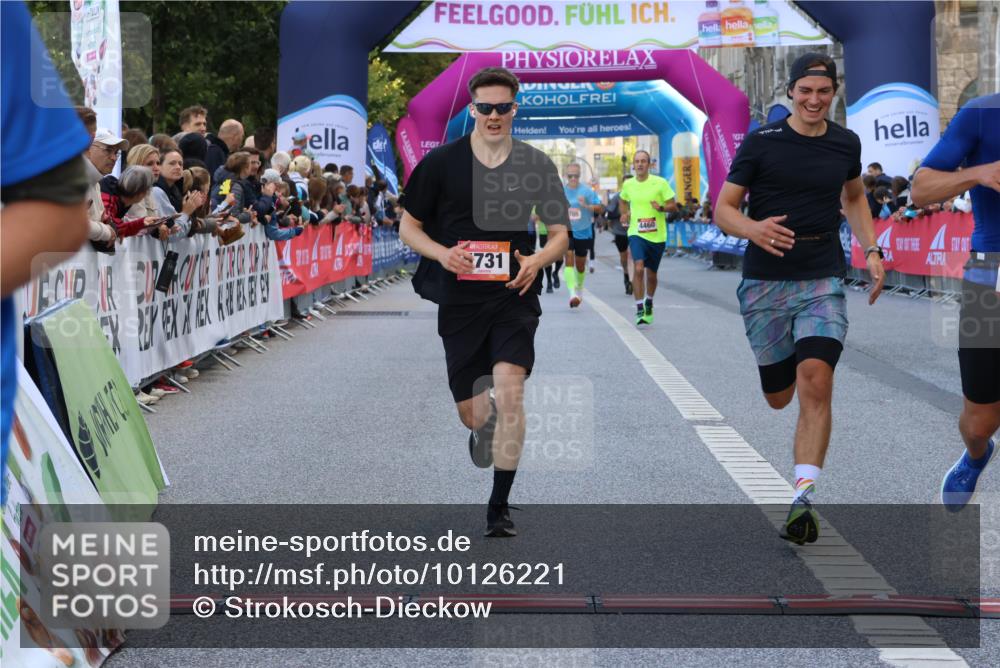06.09.2026 - CURREX Alsterlauf Strokosch-Dieckow http://msf.ph/oto/10126221 06.09.2026 09:46:56 Ziel 2072, 3678, 4311, 4460, 5198, 5705, 5731, 6162, 6255 meine-sportfotos.de