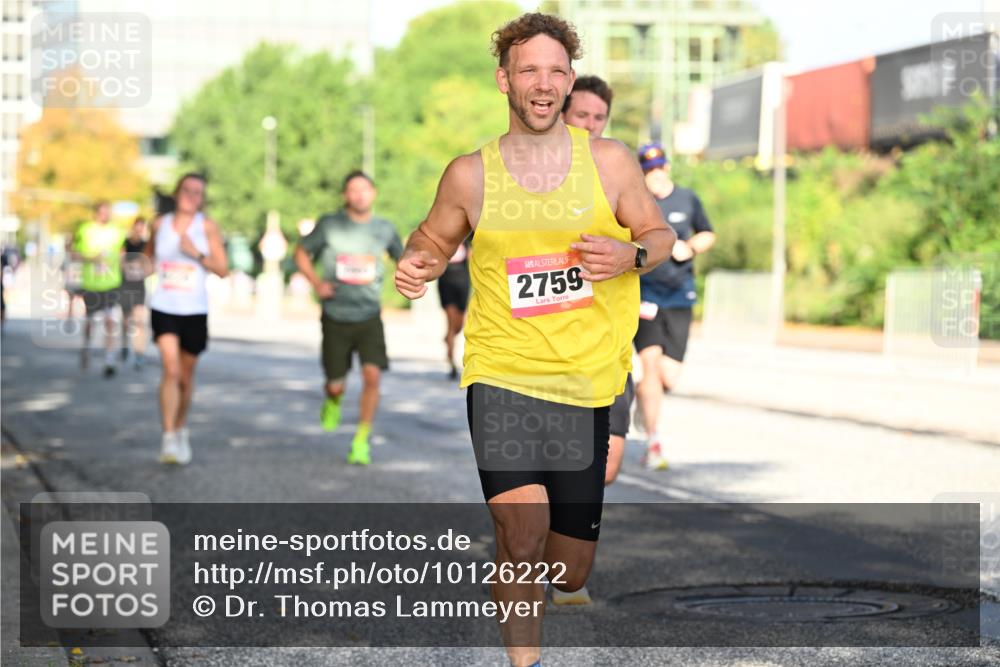 06.09.2026 - CURREX Alsterlauf Dr. Thomas Lammeyer http://msf.ph/oto/10126222 06.09.2026 09:44:49 Laufen 2759 meine-sportfotos.de