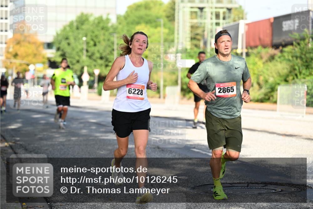 06.09.2026 - CURREX Alsterlauf Dr. Thomas Lammeyer http://msf.ph/oto/10126245 06.09.2026 09:44:51 Laufen 6228, 2865 meine-sportfotos.de