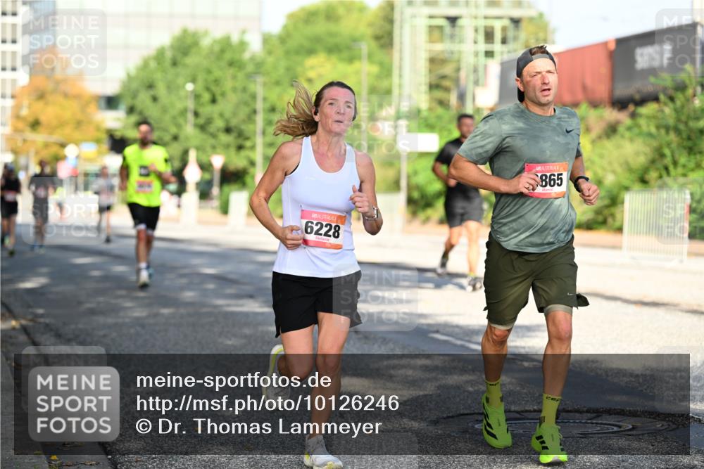 06.09.2026 - CURREX Alsterlauf Dr. Thomas Lammeyer http://msf.ph/oto/10126246 06.09.2026 09:44:52 Laufen 6228, 865 meine-sportfotos.de
