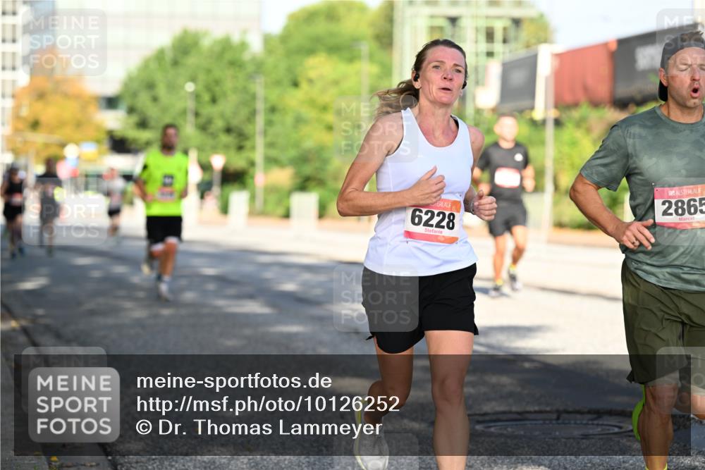 06.09.2026 - CURREX Alsterlauf Dr. Thomas Lammeyer http://msf.ph/oto/10126252 06.09.2026 09:44:52 Laufen 6228, 2865 meine-sportfotos.de