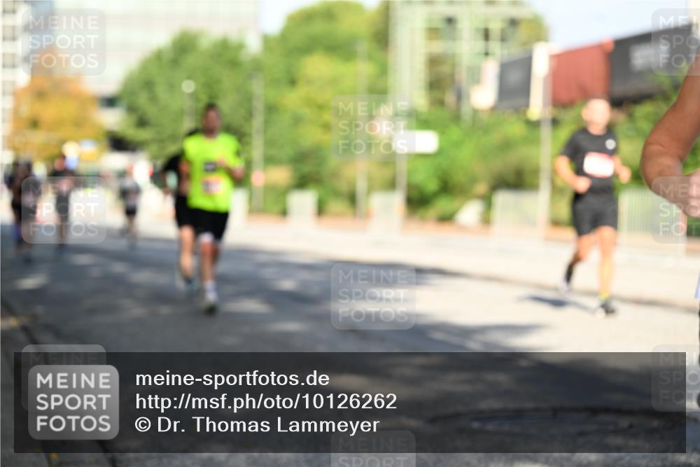 06.09.2026 - CURREX Alsterlauf Dr. Thomas Lammeyer http://msf.ph/oto/10126262 06.09.2026 09:44:53 Laufen  meine-sportfotos.de