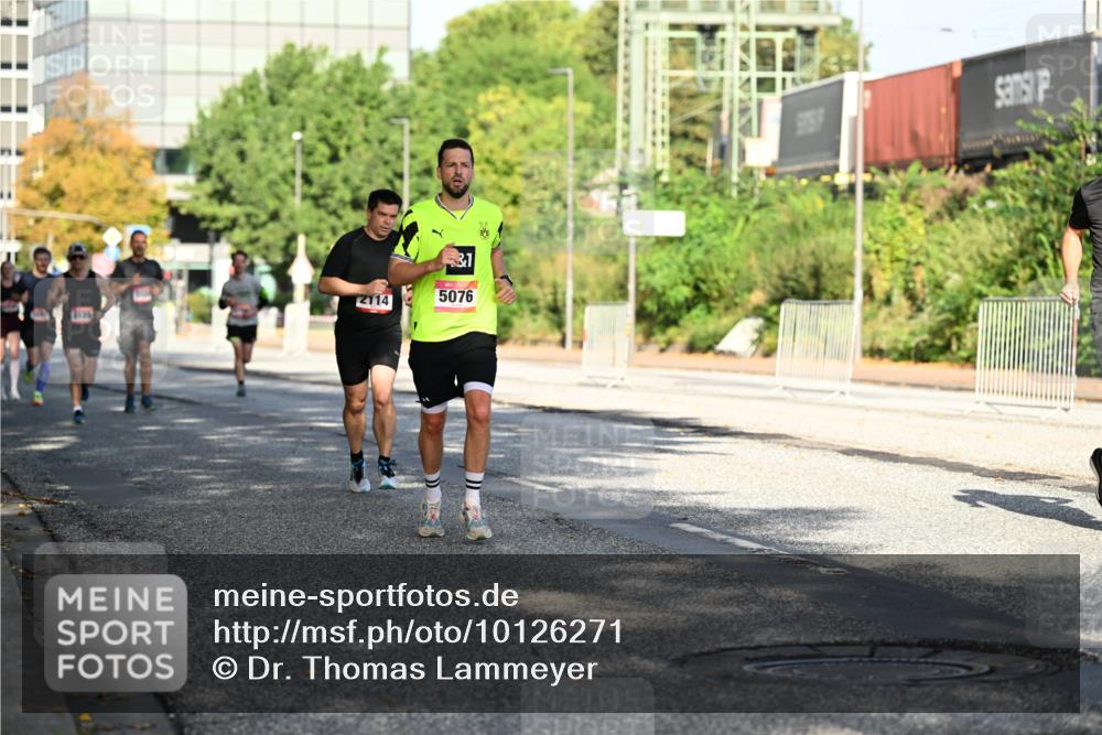 06.09.2026 - CURREX Alsterlauf Dr. Thomas Lammeyer http://msf.ph/oto/10126271 06.09.2026 09:44:54 Laufen 2114, 5076 meine-sportfotos.de