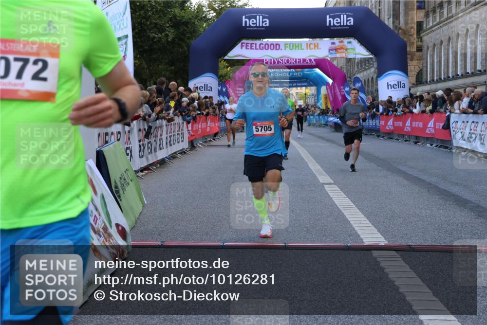 06.09.2026 - CURREX Alsterlauf Strokosch-Dieckow http://msf.ph/oto/10126281 06.09.2026 09:47:01 Ziel 2072, 2210, 2605, 3678, 4311, 4460, 5198, 5705, 5731, 8104, 8125 meine-sportfotos.de