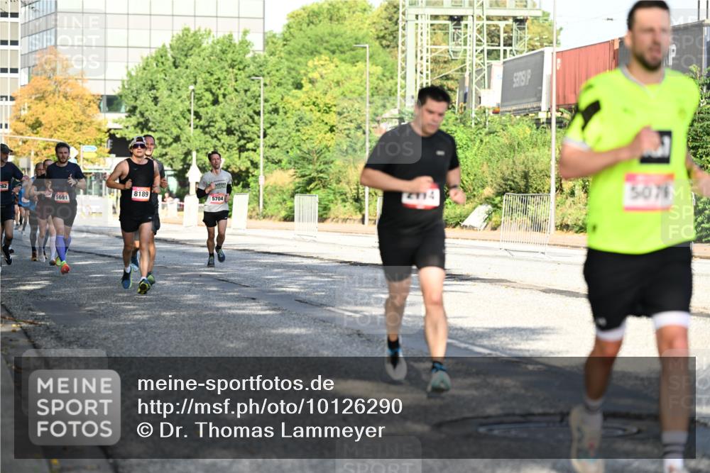 06.09.2026 - CURREX Alsterlauf Dr. Thomas Lammeyer http://msf.ph/oto/10126290 06.09.2026 09:44:56 Laufen 62, 8189, 5704, 5691, 5076 meine-sportfotos.de