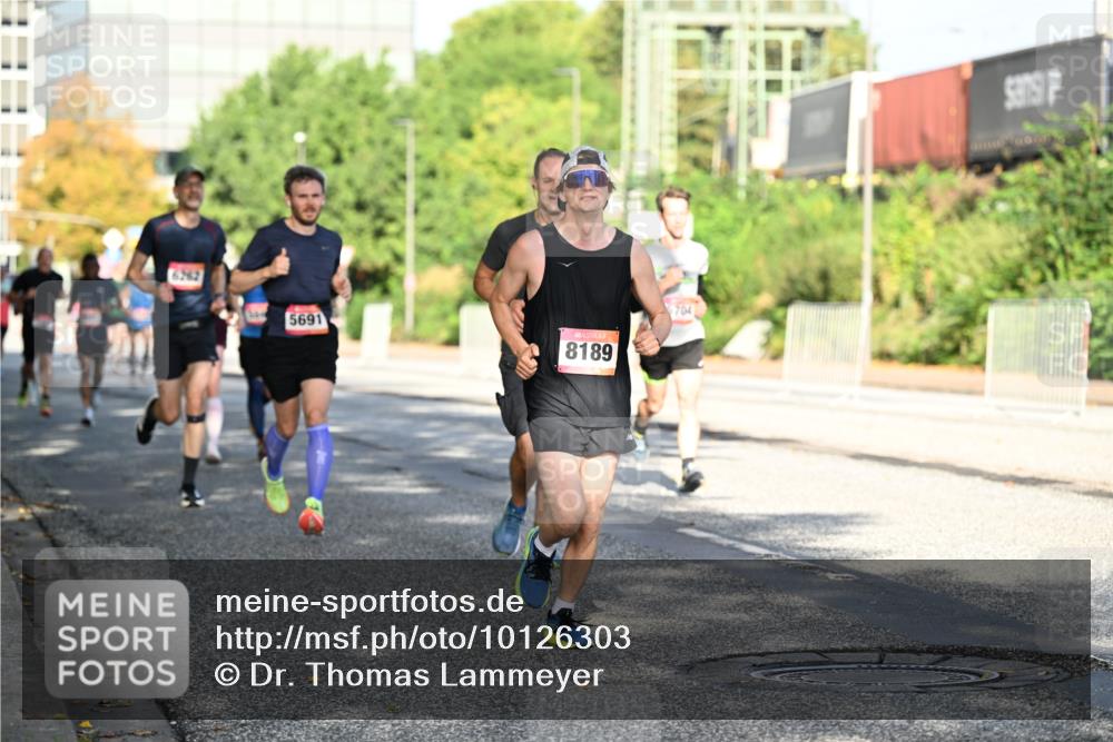 06.09.2026 - CURREX Alsterlauf Dr. Thomas Lammeyer http://msf.ph/oto/10126303 06.09.2026 09:45:00 Laufen 262, 5691, 8189, 704 meine-sportfotos.de
