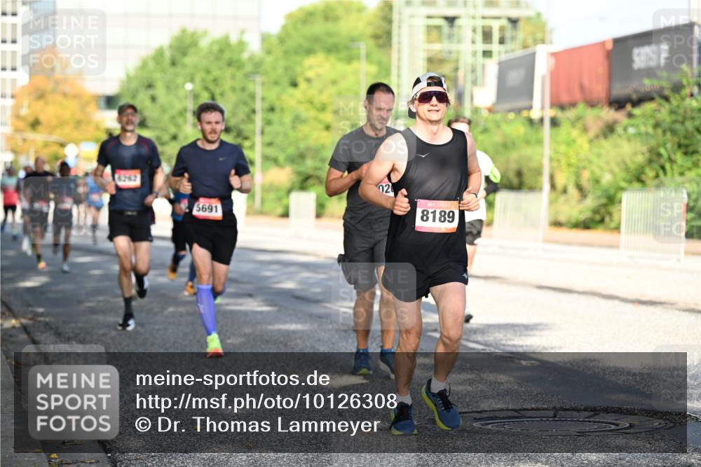 06.09.2026 - CURREX Alsterlauf Dr. Thomas Lammeyer http://msf.ph/oto/10126308 06.09.2026 09:45:00 Laufen 6262, 5691, 02, 8189 meine-sportfotos.de