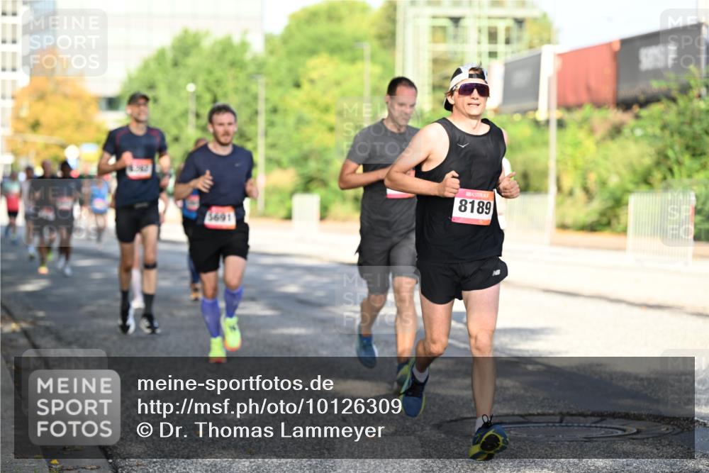 06.09.2026 - CURREX Alsterlauf Dr. Thomas Lammeyer http://msf.ph/oto/10126309 06.09.2026 09:45:01 Laufen 5691, 8189 meine-sportfotos.de