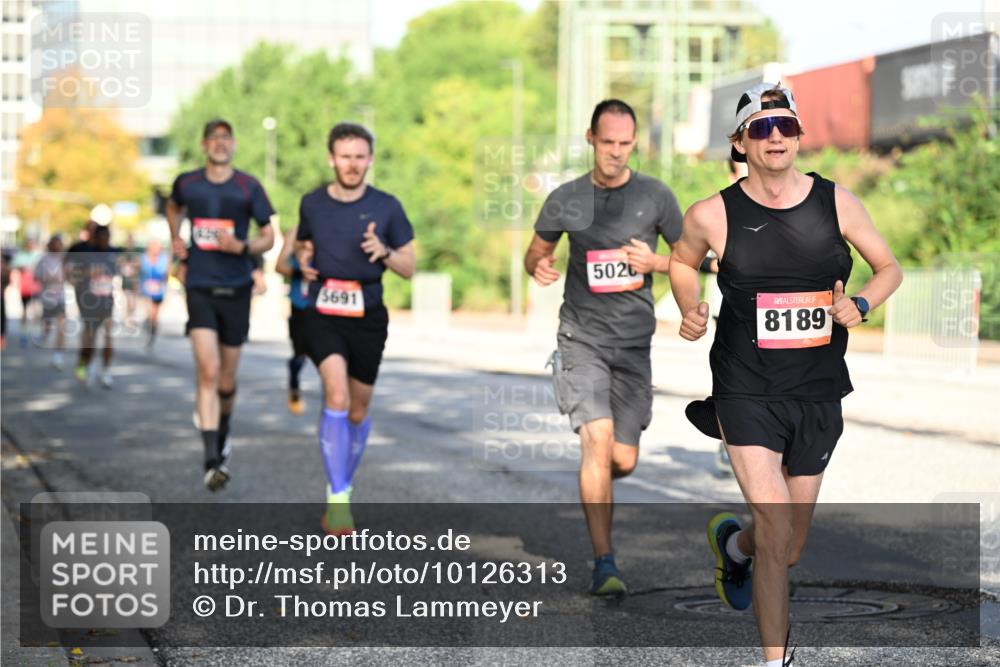 06.09.2026 - CURREX Alsterlauf Dr. Thomas Lammeyer http://msf.ph/oto/10126313 06.09.2026 09:45:01 Laufen 5691, 5026, 8189 meine-sportfotos.de