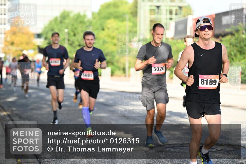 06.09.2026 - CURREX Alsterlauf Dr. Thomas Lammeyer http://msf.ph/oto/10126315 06.09.2026 09:45:01 Laufen 5691, 5020, 8189 meine-sportfotos.de