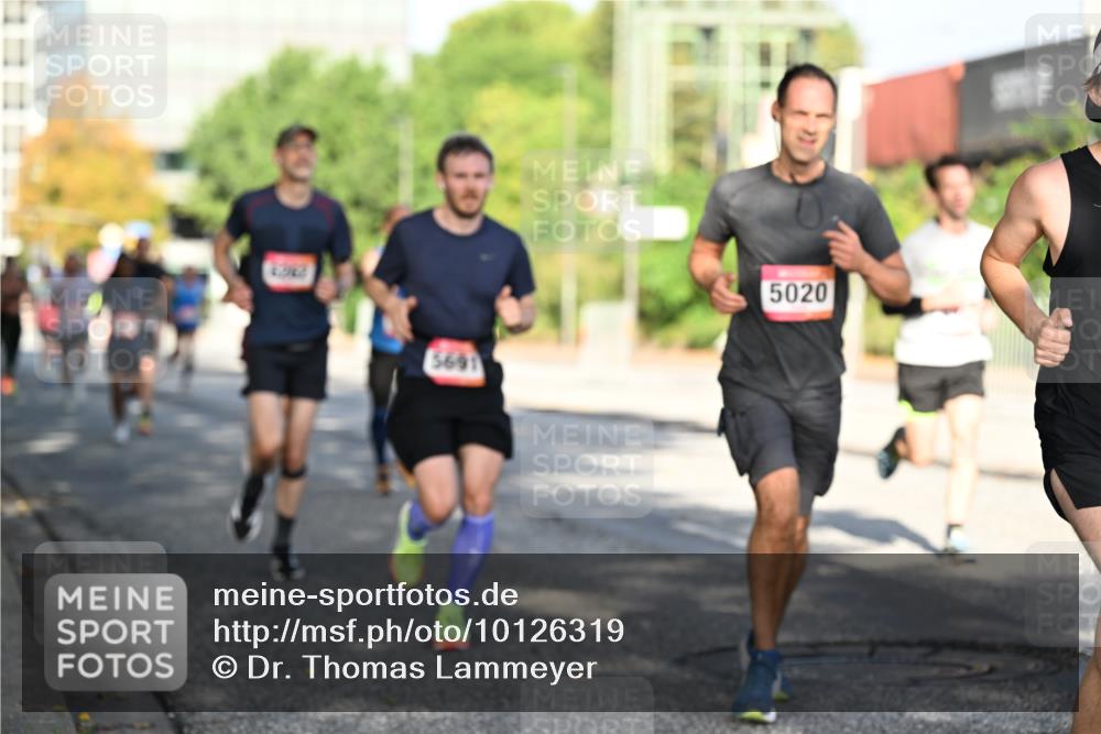 06.09.2026 - CURREX Alsterlauf Dr. Thomas Lammeyer http://msf.ph/oto/10126319 06.09.2026 09:45:01 Laufen 5691, 5020 meine-sportfotos.de