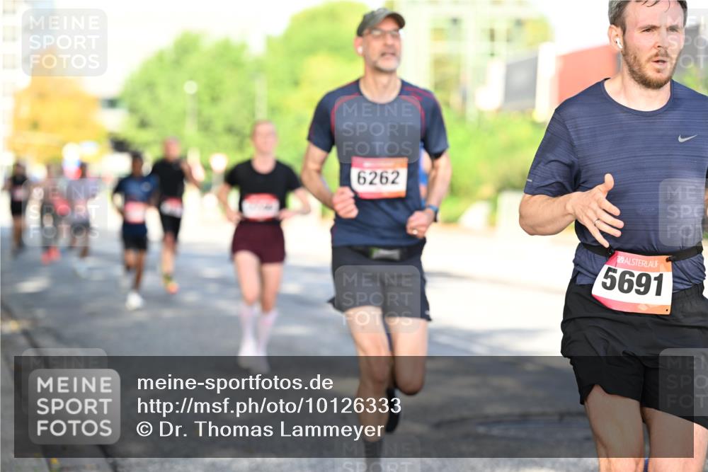 06.09.2026 - CURREX Alsterlauf Dr. Thomas Lammeyer http://msf.ph/oto/10126333 06.09.2026 09:45:03 Laufen 6262, 5691 meine-sportfotos.de