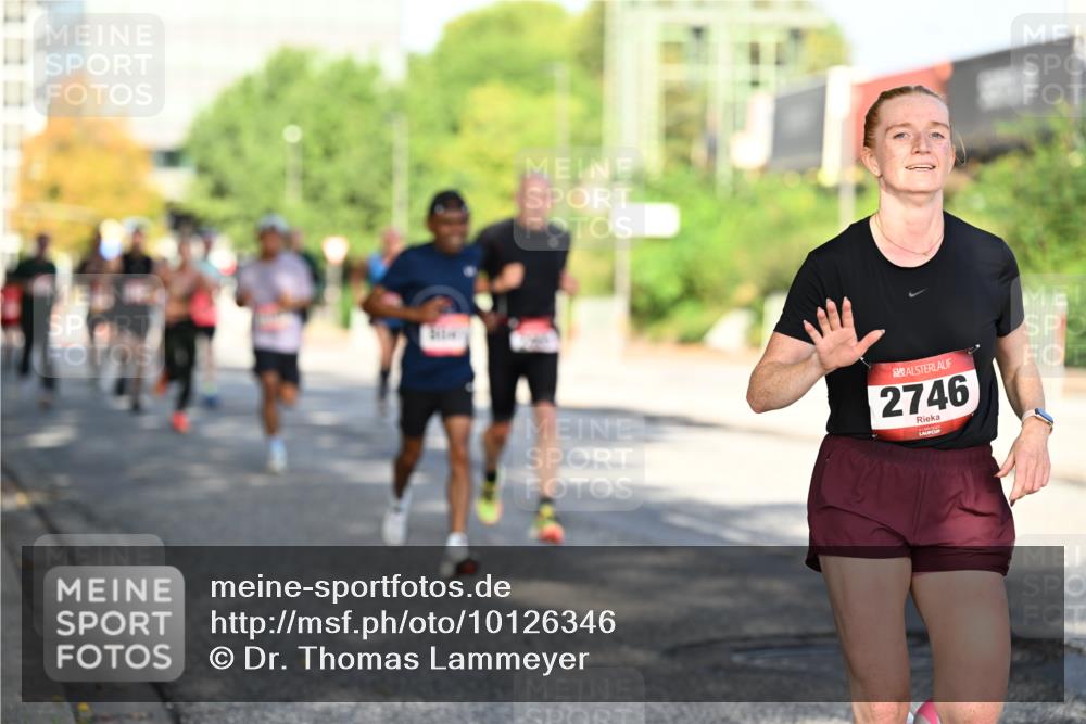 06.09.2026 - CURREX Alsterlauf Dr. Thomas Lammeyer http://msf.ph/oto/10126346 06.09.2026 09:45:06 Laufen 2746 meine-sportfotos.de