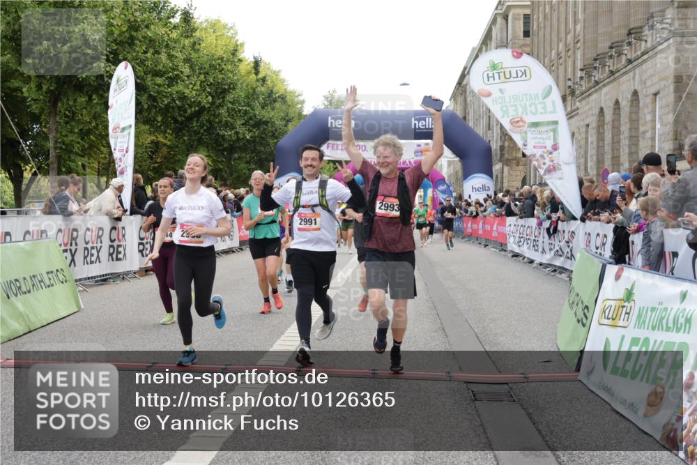06.09.2026 - CURREX Alsterlauf Yannick Fuchs http://msf.ph/oto/10126365 06.09.2026 10:04:34 Ziel 2303, 2581, 2988, 2991, 2993, 3435, 3696, 3807, 4052, 4179, 4376, 4431, 4744, 4768, 5071, 5644, 5718, 5816, 6063 meine-sportfotos.de