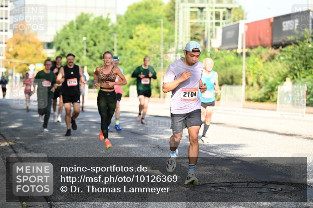 06.09.2026 - CURREX Alsterlauf Dr. Thomas Lammeyer http://msf.ph/oto/10126369 06.09.2026 09:45:09 Laufen 4710, 2104, 14 meine-sportfotos.de