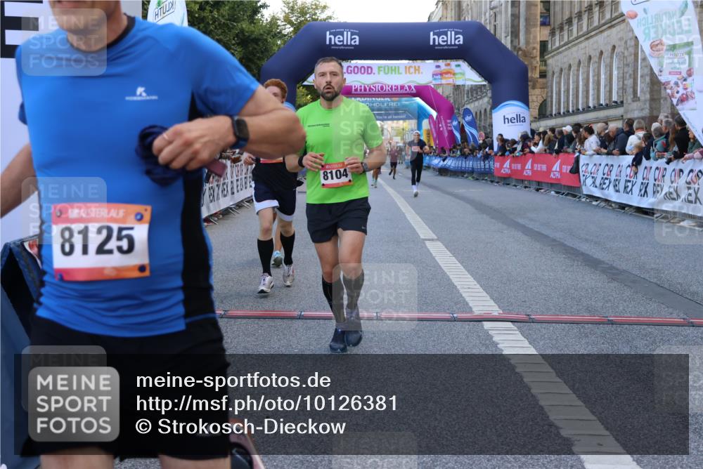 06.09.2026 - CURREX Alsterlauf Strokosch-Dieckow http://msf.ph/oto/10126381 06.09.2026 09:47:07 Ziel 2210, 2569, 2605, 4460, 5297, 5705, 5877, 6150, 8104, 8125 meine-sportfotos.de