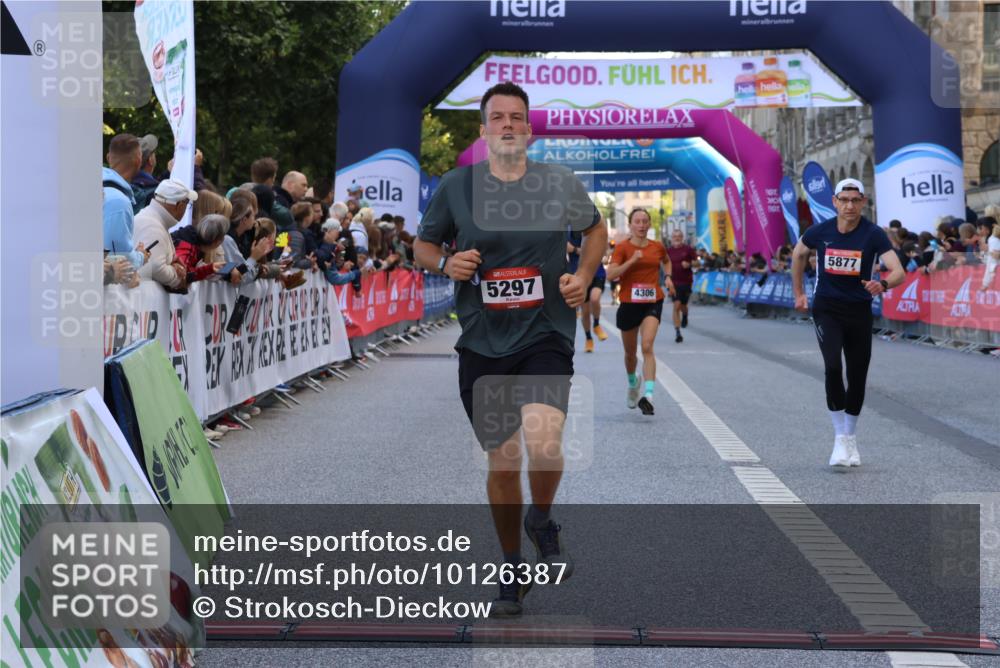 06.09.2026 - CURREX Alsterlauf Strokosch-Dieckow http://msf.ph/oto/10126387 06.09.2026 09:47:11 Ziel 2569, 2605, 4306, 4598, 5297, 5403, 5417, 5877, 6150, 8104, 8125 meine-sportfotos.de