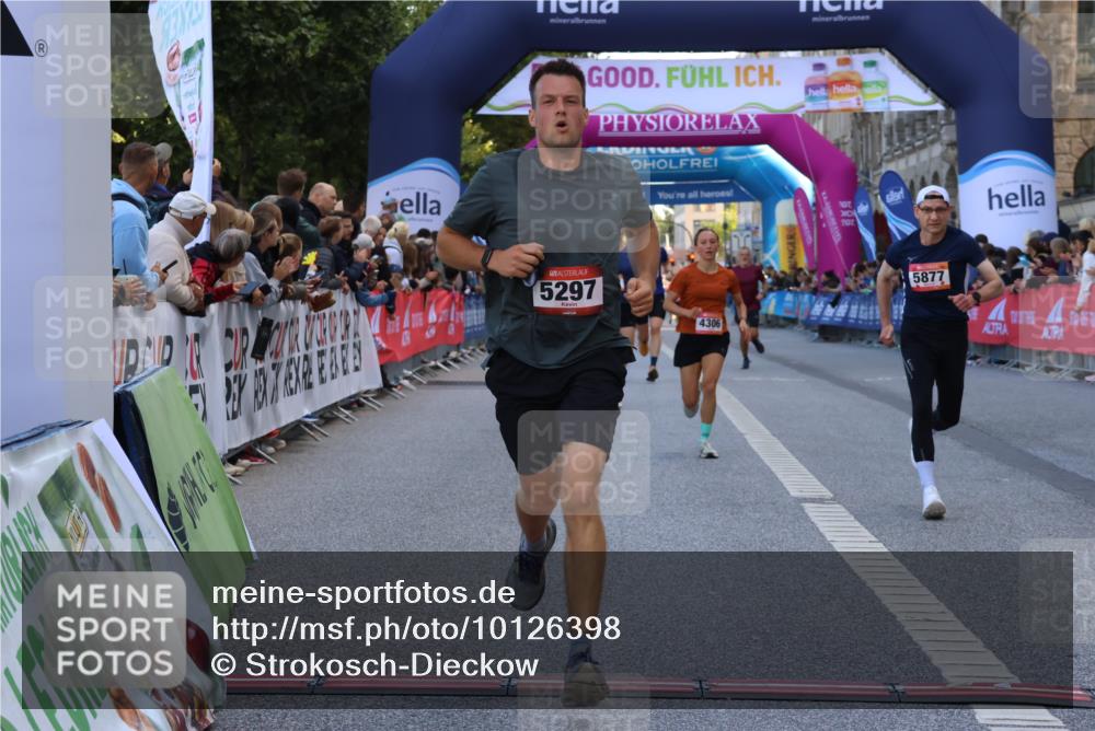 06.09.2026 - CURREX Alsterlauf Strokosch-Dieckow http://msf.ph/oto/10126398 06.09.2026 09:47:11 Ziel 2569, 2605, 4306, 4598, 5297, 5403, 5417, 5877, 6150, 8104, 8125 meine-sportfotos.de