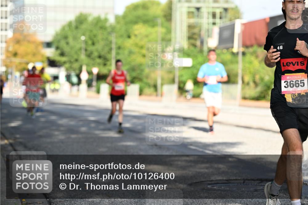 06.09.2026 - CURREX Alsterlauf Dr. Thomas Lammeyer http://msf.ph/oto/10126400 06.09.2026 09:45:14 Laufen 46, 3665 meine-sportfotos.de