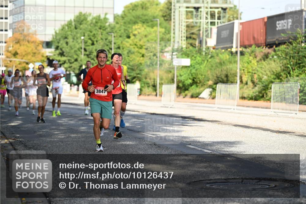 06.09.2026 - CURREX Alsterlauf Dr. Thomas Lammeyer http://msf.ph/oto/10126437 06.09.2026 09:45:19 Laufen 3847 meine-sportfotos.de
