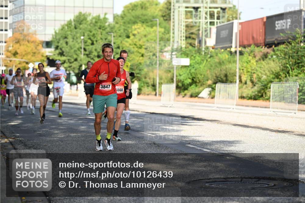06.09.2026 - CURREX Alsterlauf Dr. Thomas Lammeyer http://msf.ph/oto/10126439 06.09.2026 09:45:19 Laufen 3847, 868 meine-sportfotos.de