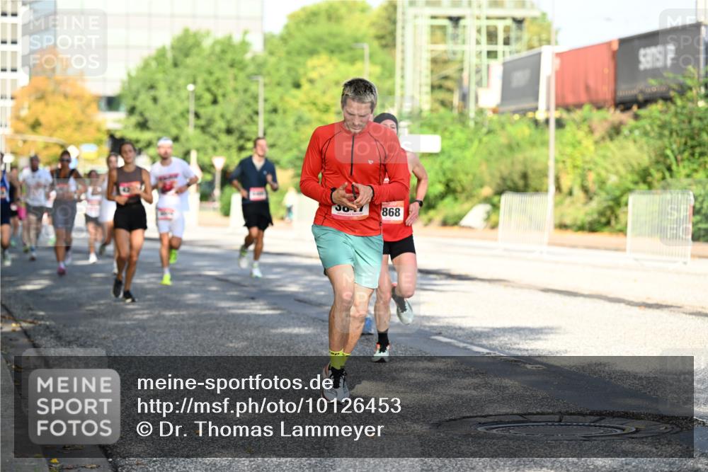 06.09.2026 - CURREX Alsterlauf Dr. Thomas Lammeyer http://msf.ph/oto/10126453 06.09.2026 09:45:20 Laufen 868 meine-sportfotos.de