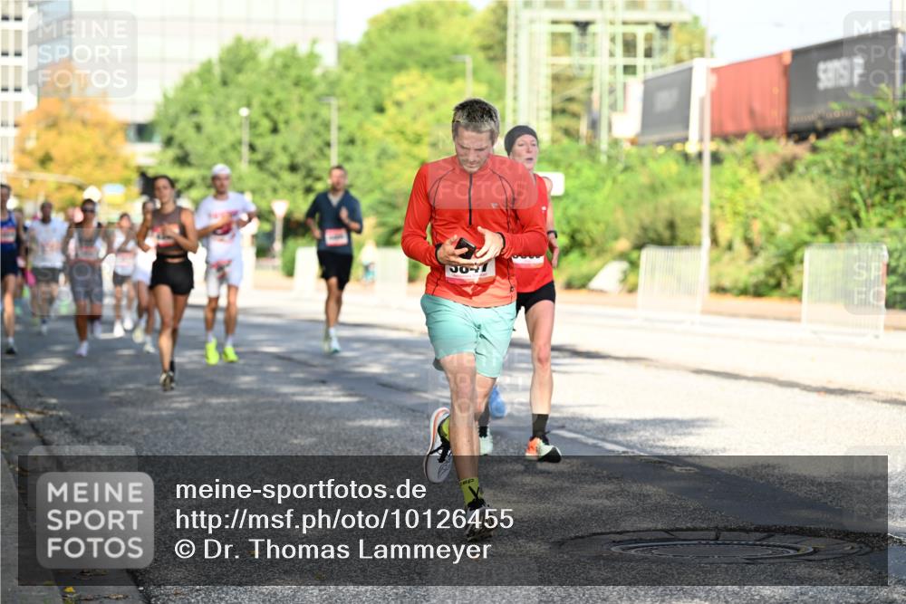 06.09.2026 - CURREX Alsterlauf Dr. Thomas Lammeyer http://msf.ph/oto/10126455 06.09.2026 09:45:21 Laufen  meine-sportfotos.de