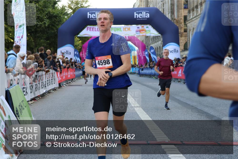 06.09.2026 - CURREX Alsterlauf Strokosch-Dieckow http://msf.ph/oto/10126462 06.09.2026 09:47:18 Ziel 2106, 2807, 4306, 4598, 5403, 5417, 5877, 6172 meine-sportfotos.de