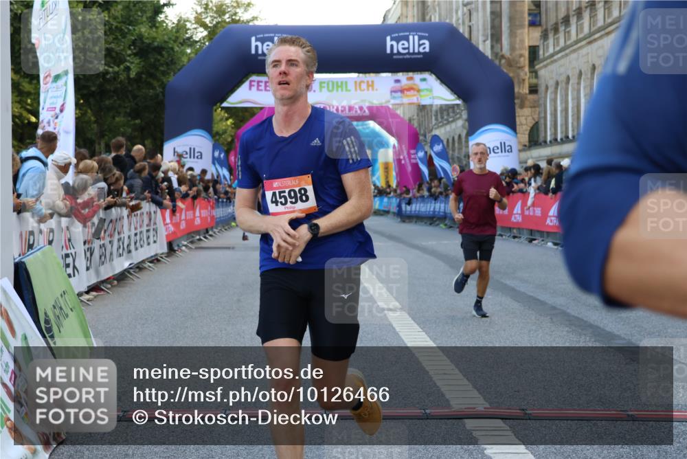 06.09.2026 - CURREX Alsterlauf Strokosch-Dieckow http://msf.ph/oto/10126466 06.09.2026 09:47:18 Ziel 2106, 2807, 4306, 4598, 5403, 5417, 5877, 6172 meine-sportfotos.de