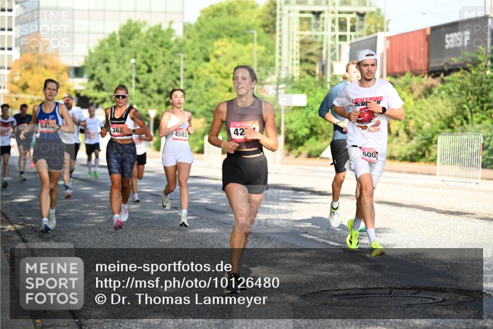 06.09.2026 - CURREX Alsterlauf Dr. Thomas Lammeyer http://msf.ph/oto/10126480 06.09.2026 09:45:24 Laufen 42, 64, 363, 4583, 600 meine-sportfotos.de
