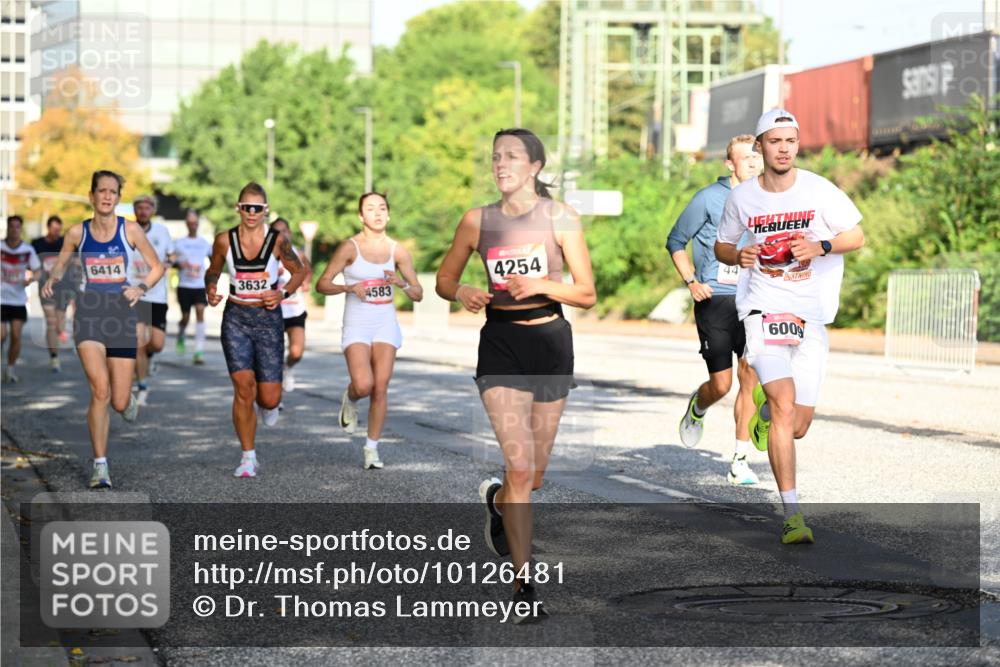 06.09.2026 - CURREX Alsterlauf Dr. Thomas Lammeyer http://msf.ph/oto/10126481 06.09.2026 09:45:24 Laufen 6414, 3632, 4583, 4254, 44, 600 meine-sportfotos.de
