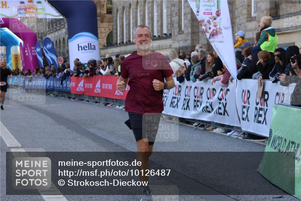 06.09.2026 - CURREX Alsterlauf Strokosch-Dieckow http://msf.ph/oto/10126487 06.09.2026 09:47:19 Ziel 2106, 2807, 4306, 4441, 4598, 5403, 5417, 5645, 5877, 6172 meine-sportfotos.de