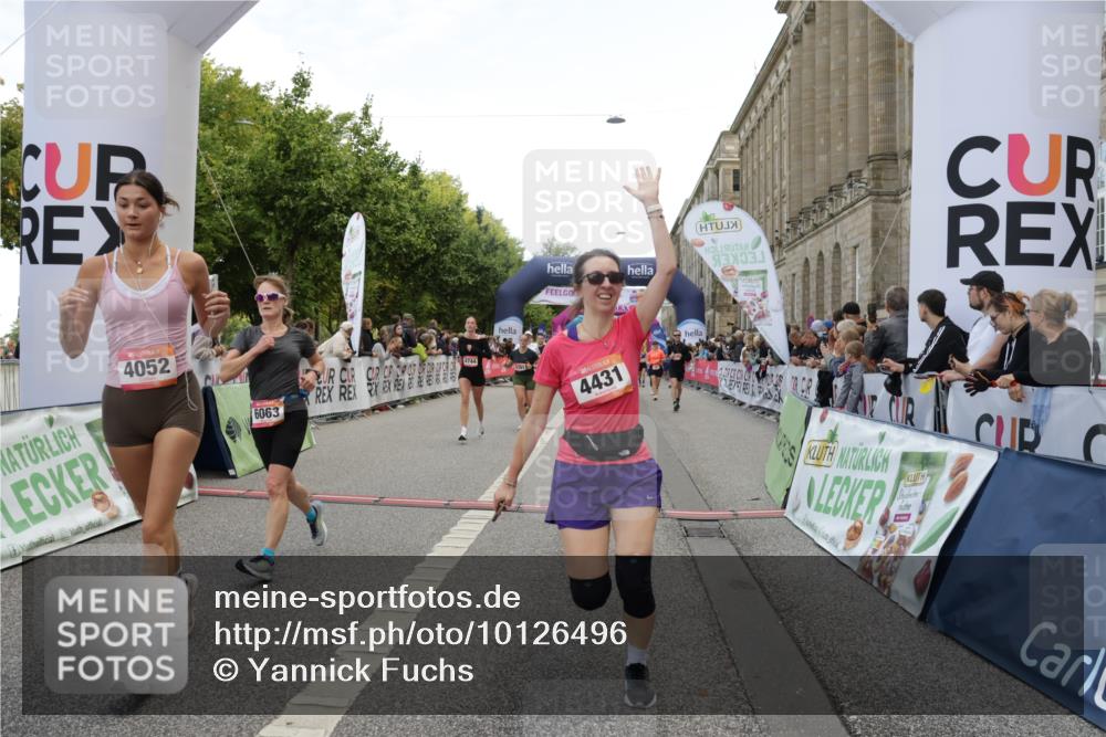 06.09.2026 - CURREX Alsterlauf Yannick Fuchs http://msf.ph/oto/10126496 06.09.2026 10:04:37 Ziel 2581, 2988, 2991, 2993, 3101, 3696, 3807, 4052, 4179, 4431, 4744, 4768, 5071, 5503, 5644, 5767, 6063, 8237 meine-sportfotos.de