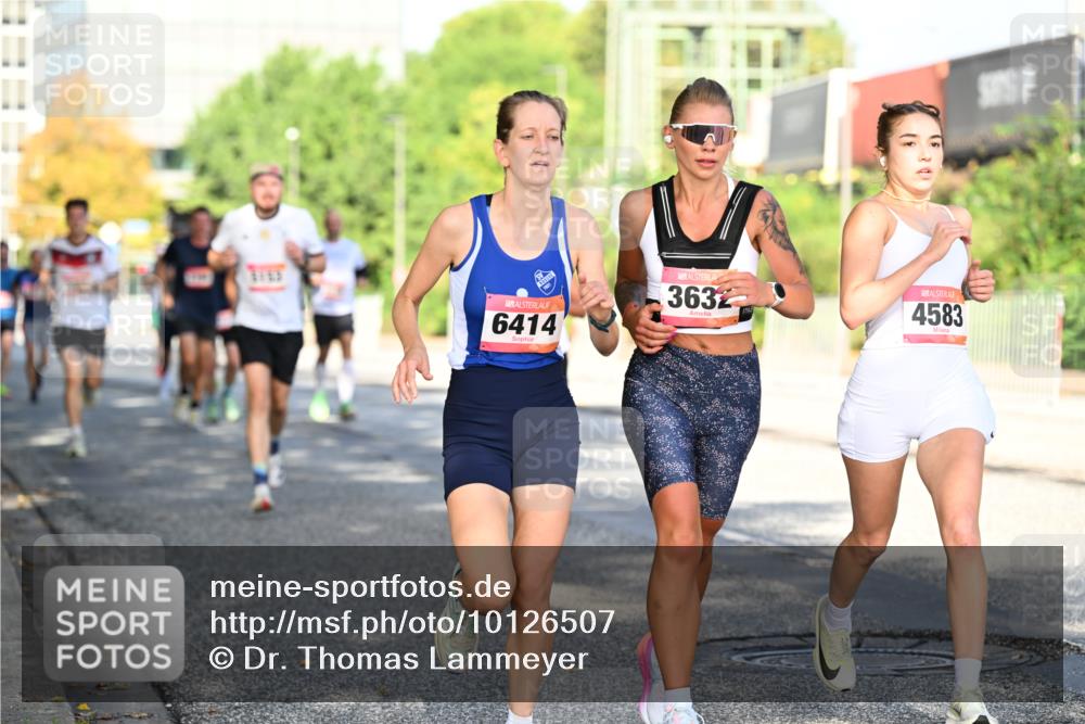 06.09.2026 - CURREX Alsterlauf Dr. Thomas Lammeyer http://msf.ph/oto/10126507 06.09.2026 09:45:26 Laufen 6414, 029, 3632, 4583 meine-sportfotos.de