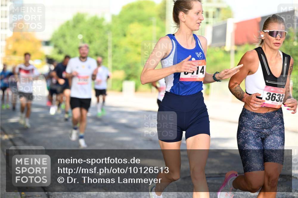 06.09.2026 - CURREX Alsterlauf Dr. Thomas Lammeyer http://msf.ph/oto/10126513 06.09.2026 09:45:27 Laufen 14, 3632 meine-sportfotos.de