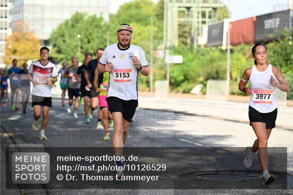 06.09.2026 - CURREX Alsterlauf Dr. Thomas Lammeyer http://msf.ph/oto/10126529 06.09.2026 09:45:28 Laufen 5311, 5153, 3977 meine-sportfotos.de