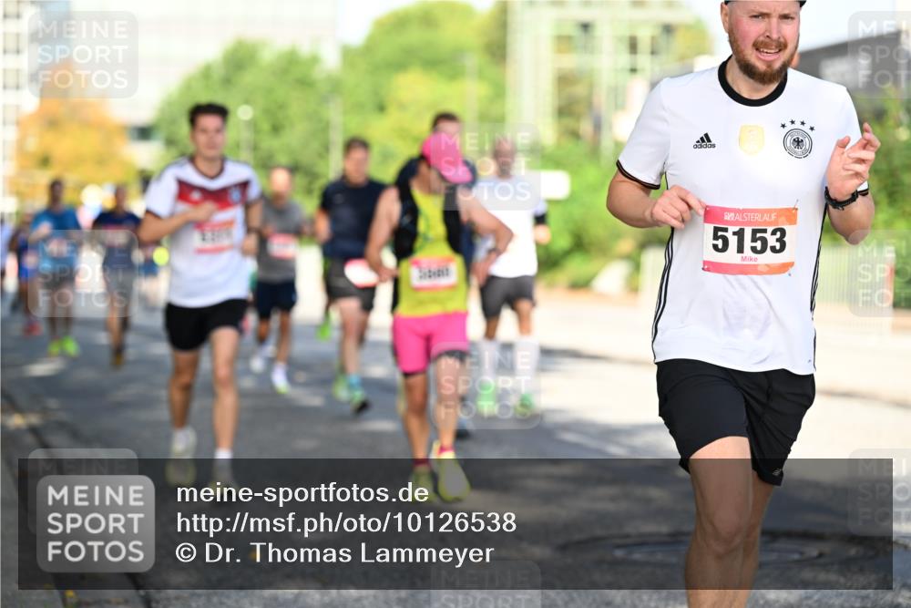 06.09.2026 - CURREX Alsterlauf Dr. Thomas Lammeyer http://msf.ph/oto/10126538 06.09.2026 09:45:30 Laufen 5153 meine-sportfotos.de