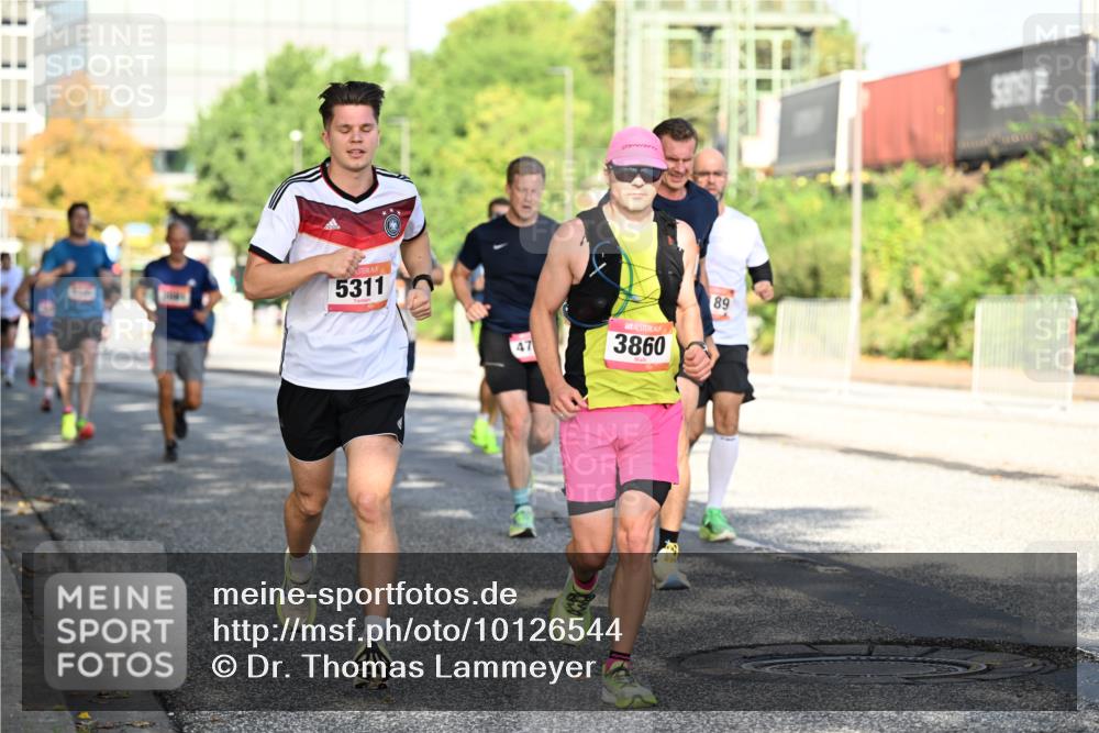 06.09.2026 - CURREX Alsterlauf Dr. Thomas Lammeyer http://msf.ph/oto/10126544 06.09.2026 09:45:31 Laufen 5311, 47, 3860, 89 meine-sportfotos.de