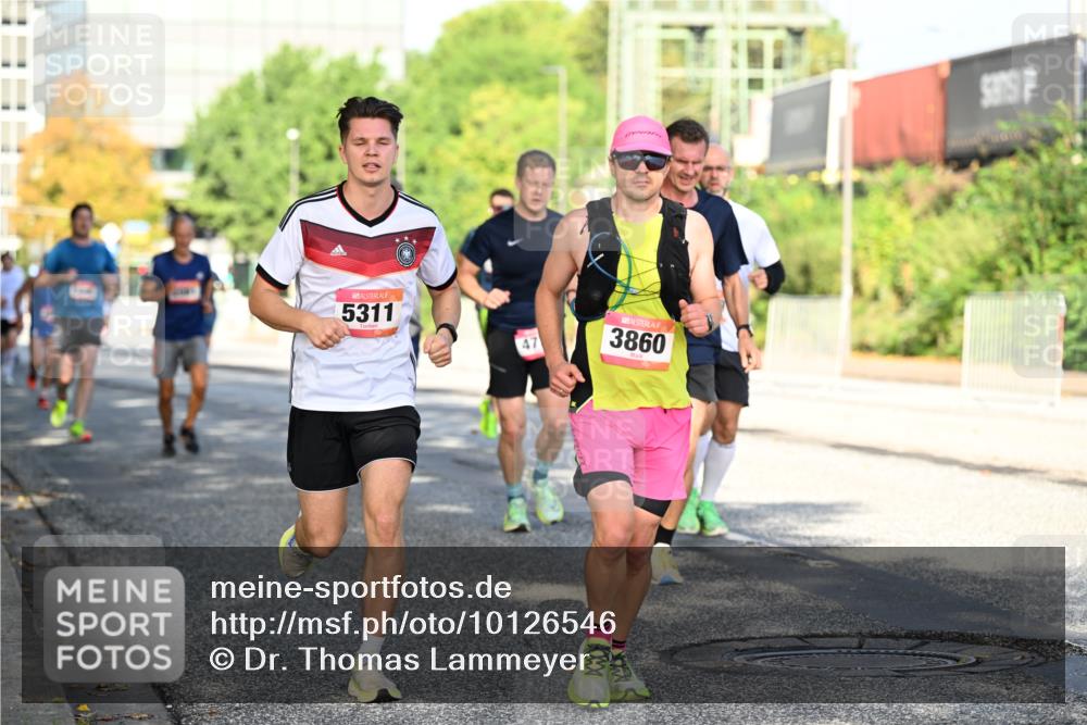 06.09.2026 - CURREX Alsterlauf Dr. Thomas Lammeyer http://msf.ph/oto/10126546 06.09.2026 09:45:31 Laufen 5311, 3860 meine-sportfotos.de