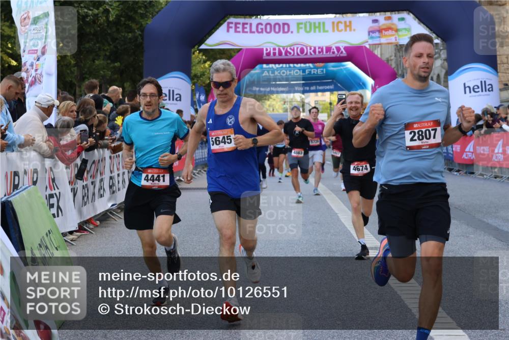 06.09.2026 - CURREX Alsterlauf Strokosch-Dieckow http://msf.ph/oto/10126551 06.09.2026 09:47:24 Ziel 2106, 2807, 4441, 4674, 4863, 5389, 5407, 5645, 5729, 6021, 6172 meine-sportfotos.de