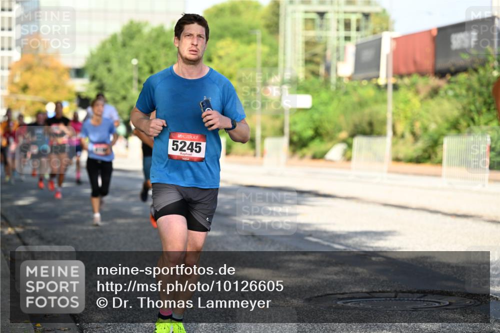 06.09.2026 - CURREX Alsterlauf Dr. Thomas Lammeyer http://msf.ph/oto/10126605 06.09.2026 09:45:36 Laufen 5245 meine-sportfotos.de