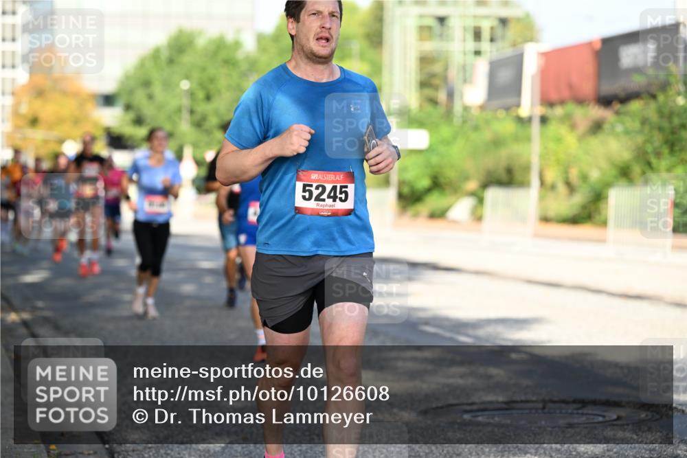 06.09.2026 - CURREX Alsterlauf Dr. Thomas Lammeyer http://msf.ph/oto/10126608 06.09.2026 09:45:37 Laufen 5245 meine-sportfotos.de